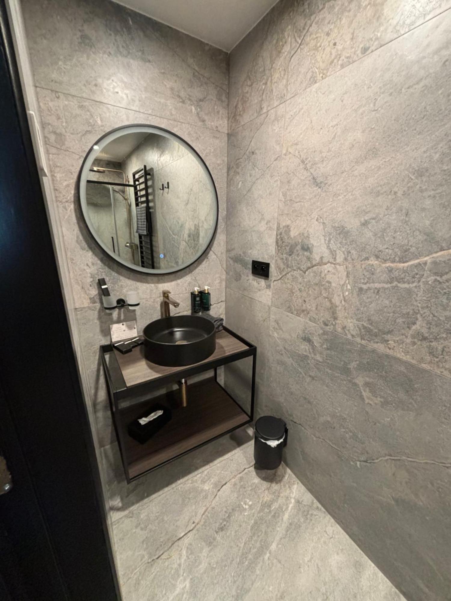 Hotel Mezza Notte Ронсе Экстерьер фото