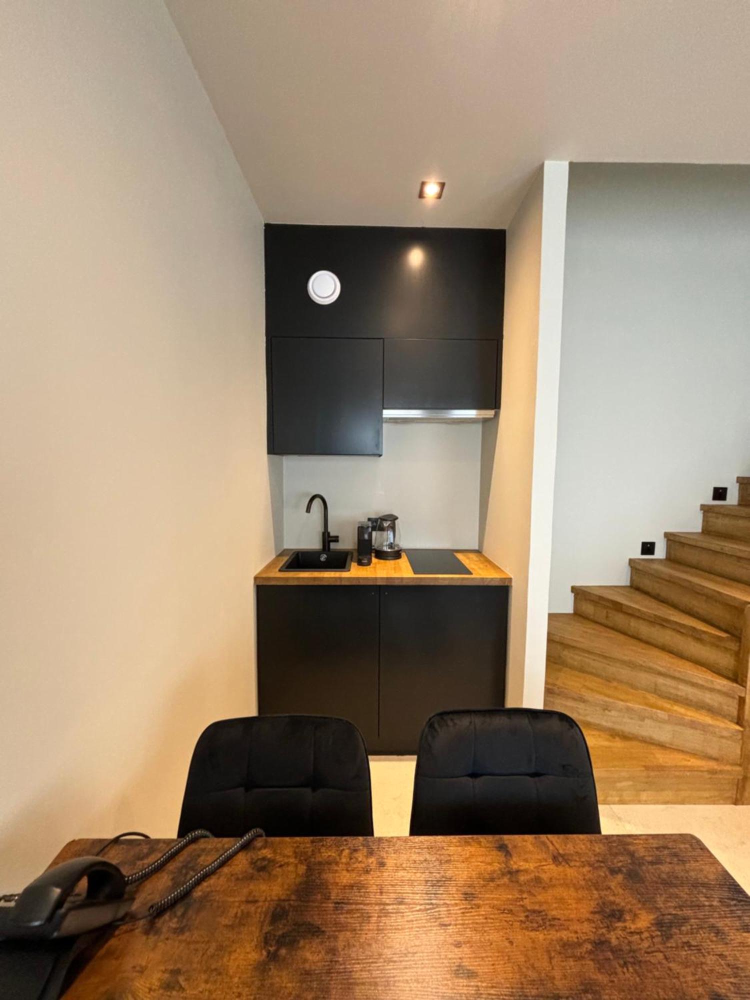 Hotel Mezza Notte Ронсе Экстерьер фото