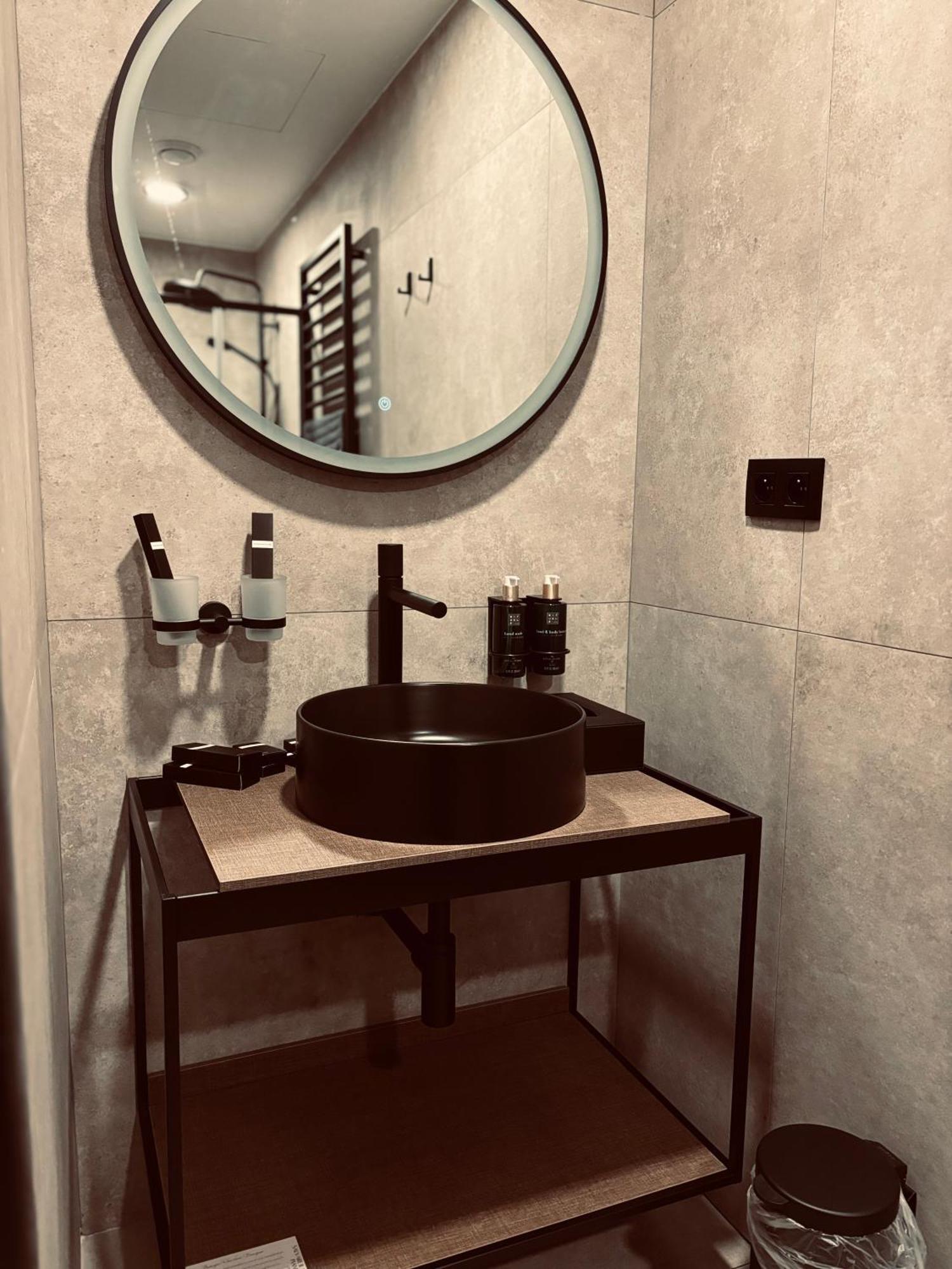 Hotel Mezza Notte Ронсе Экстерьер фото