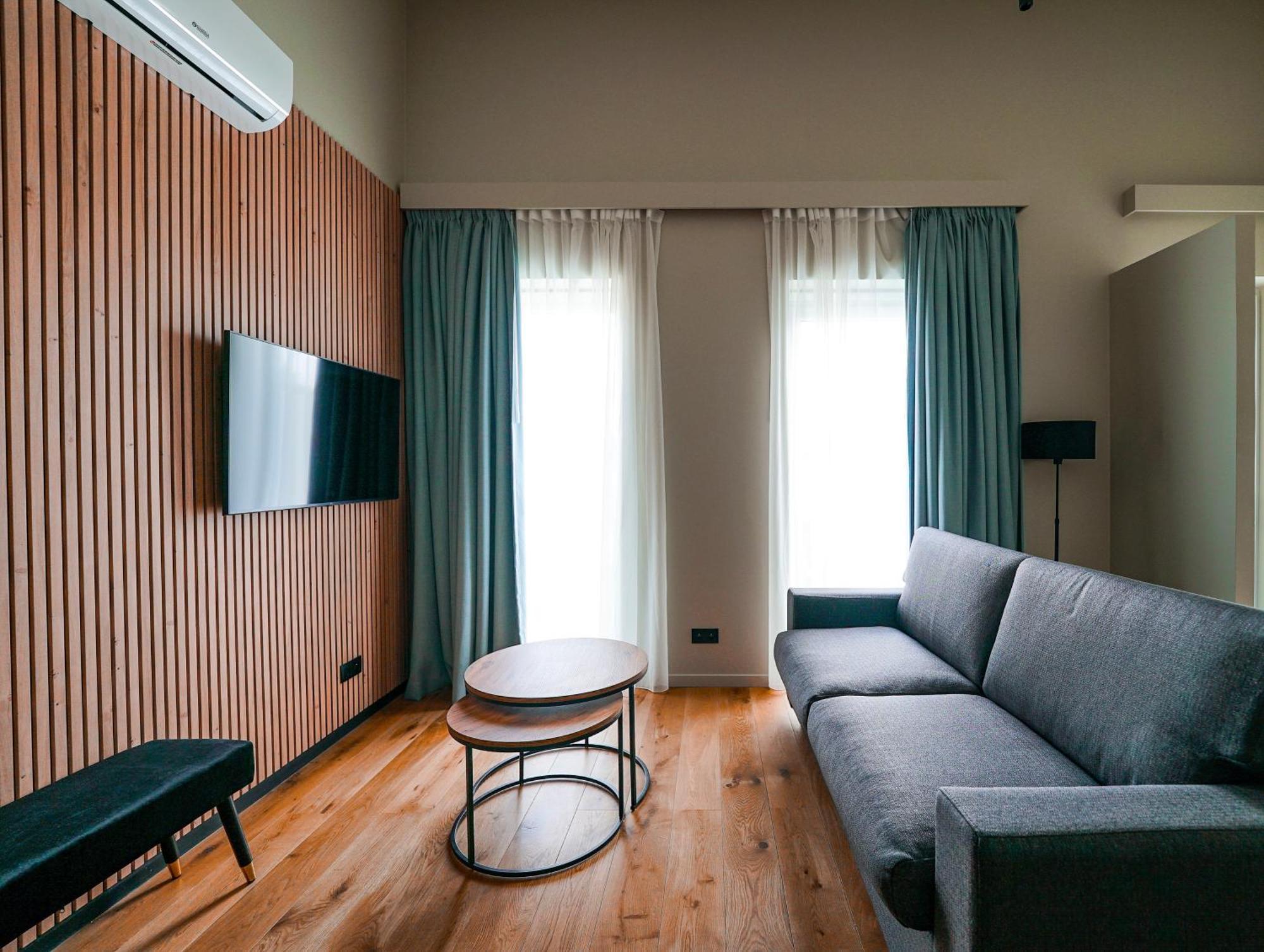 Hotel Mezza Notte Ронсе Экстерьер фото